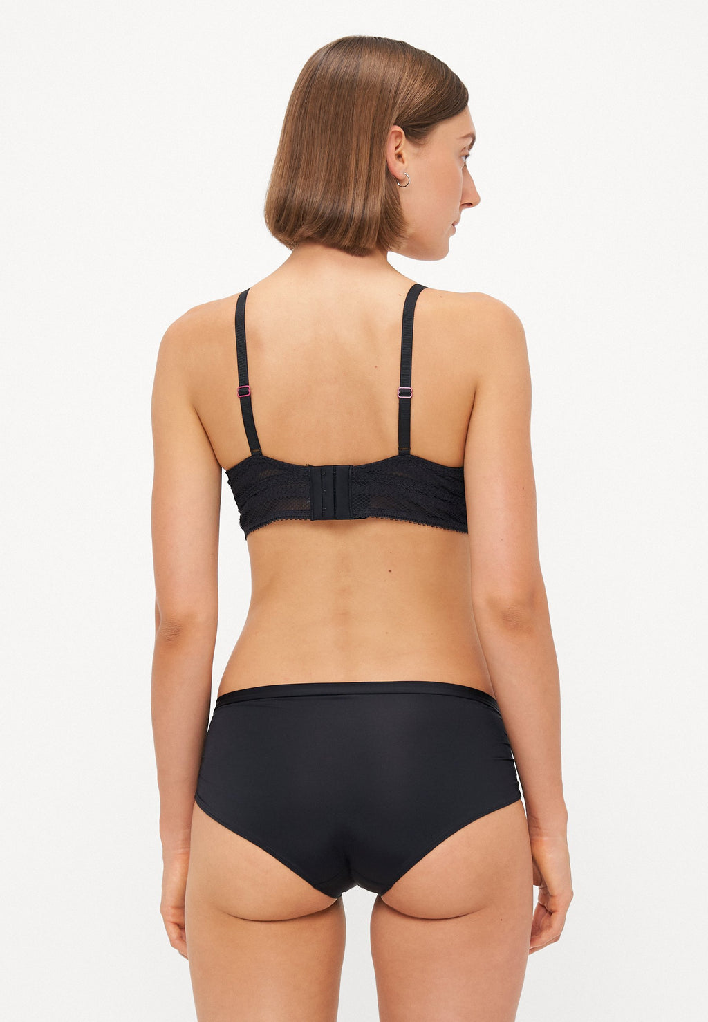 WIREFREE SUPPORT BRA Media 4