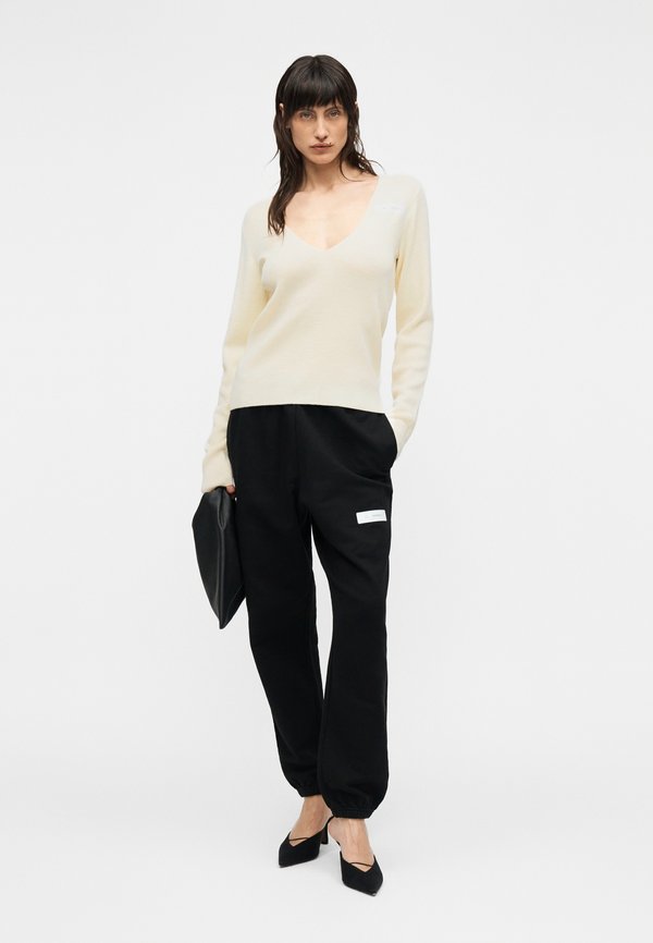 MM6 Maison Margiela V NECK