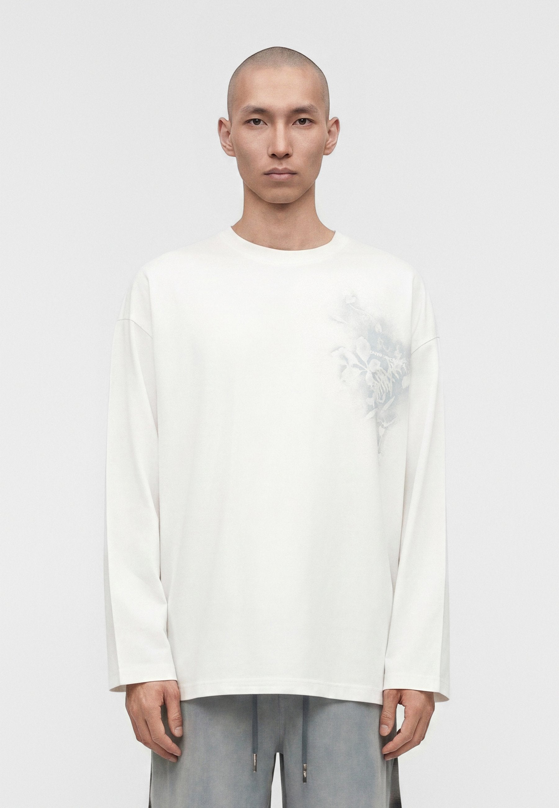 Feng Chen Wang SPRAY PAINTED PLANTS DYE TEE