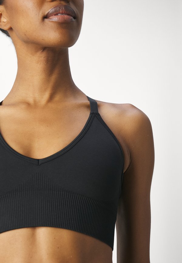 Stronger SEAMLESS V NECK BRA