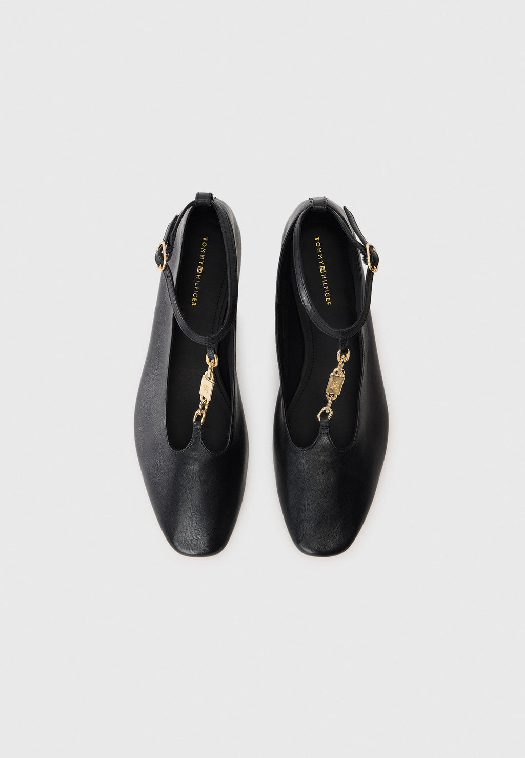 LEATHER T-BAR CHAIN BALLERINAS Media 4