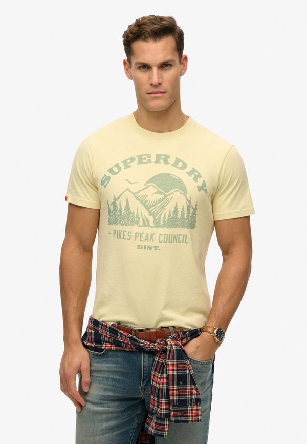 Superdry & Co LO-FI OUTDOOR MONO RELAXED - Print T-shirt - laguna yellow marl