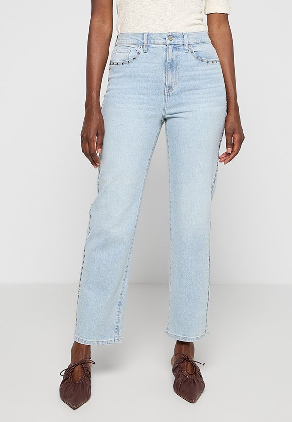 DKNY