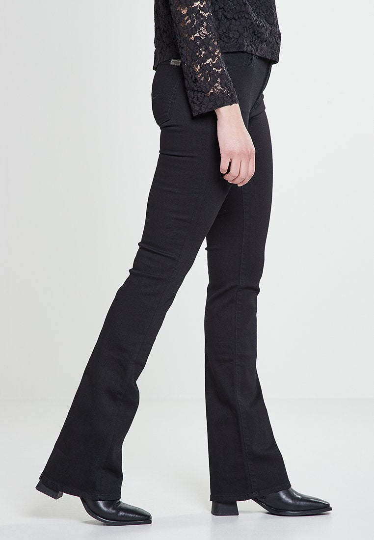 7 for all mankind