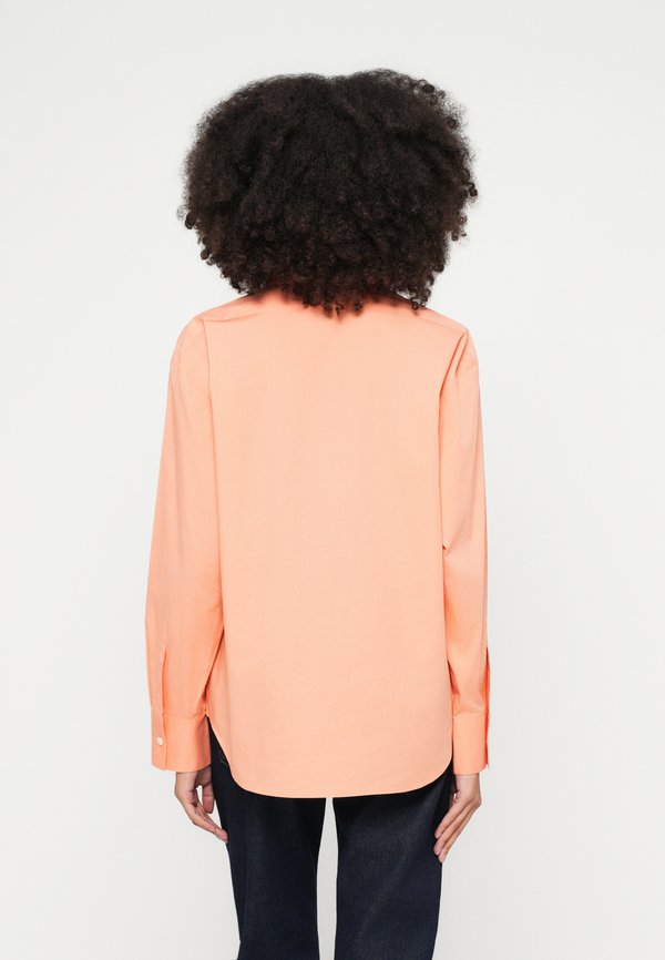 Calvin Klein RELAXED FIT