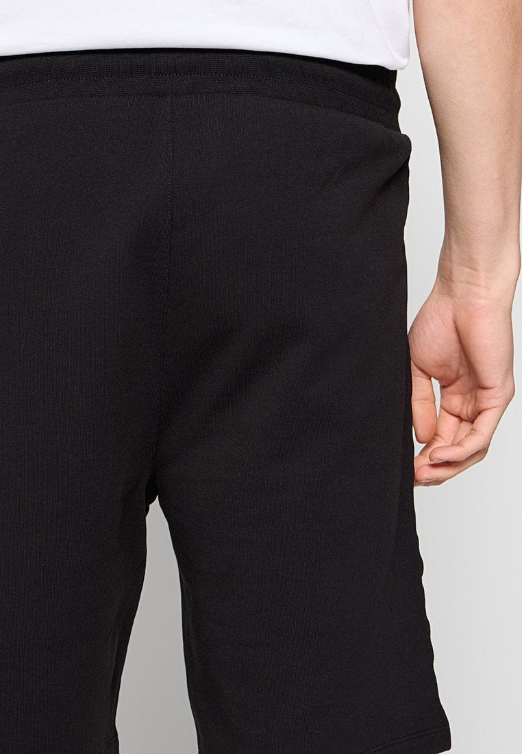 KARL LAGERFELD Shorts Media 5