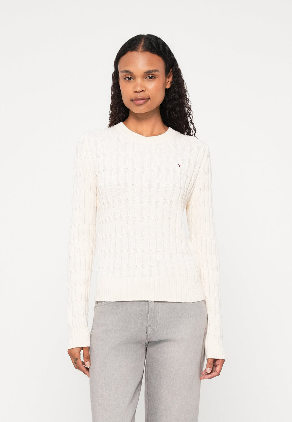 CABLE KNIT CREW NECK JUMPER Media 3