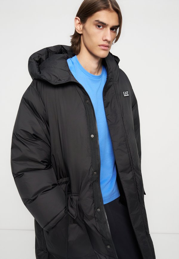 EA7 Emporio Armani