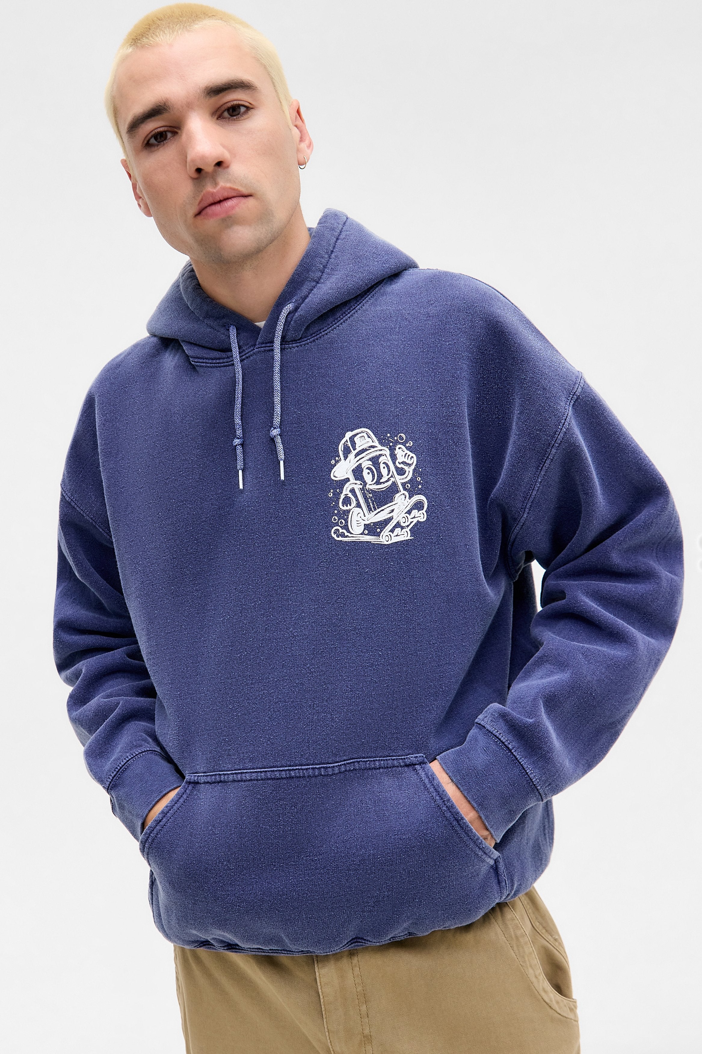 BDG Urban Outfitters ART DEPARTMENT HOODIE