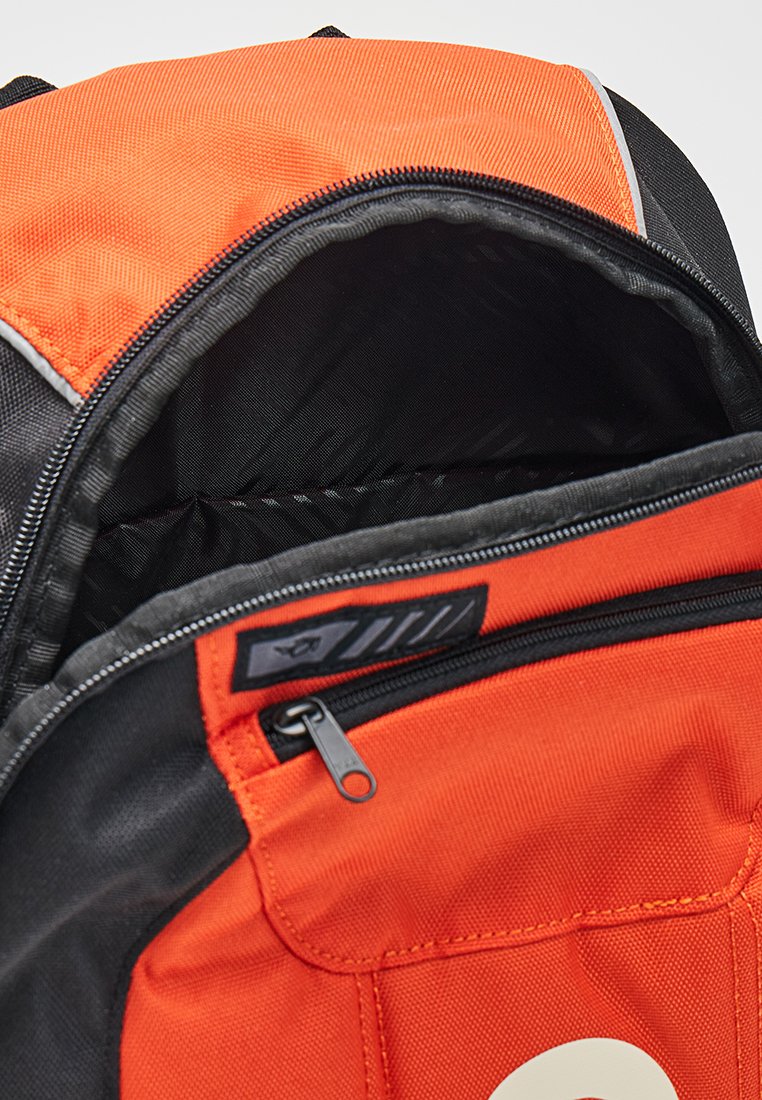 Oakley ENDURO 3.0