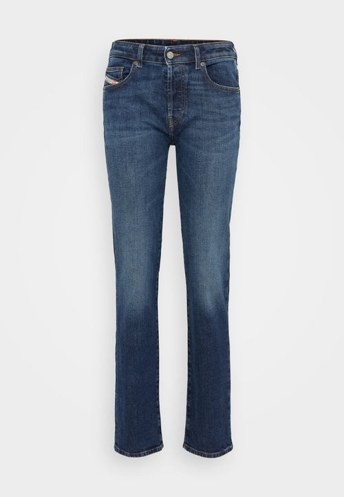 Blaue Denim-Jeans mit geradem Bein, ausgestattet mit fünf Taschen, einem Knopf- und Reißverschluss sowie dezenten Nähakzenten.