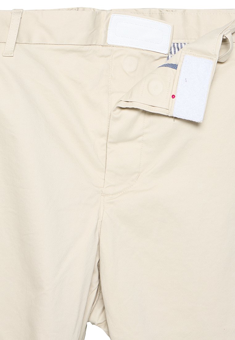 Tommy Hilfiger ADAPTIVE HARLEM TWILL RELAXED CHINO SHORTS