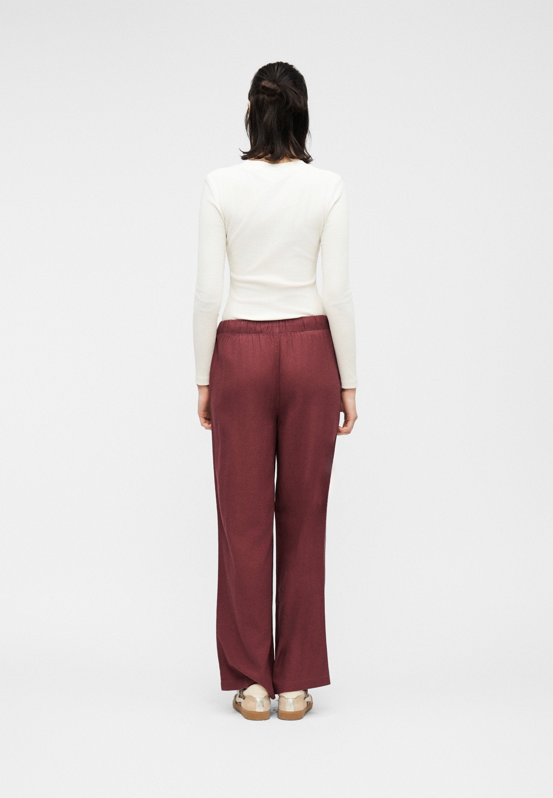 ONLGOA Straight Fit Linen Media 4