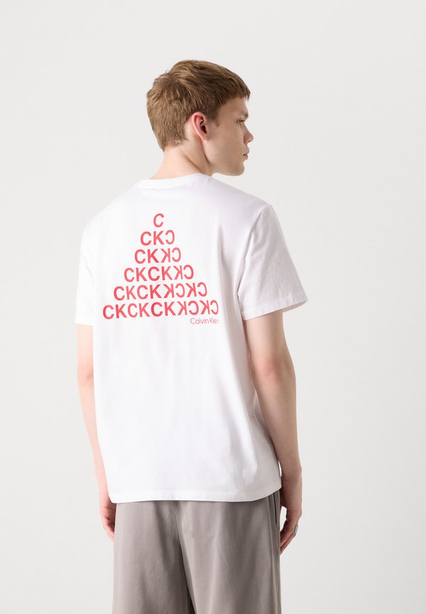 Calvin Klein Jeans PYRAMID GRAPHIC