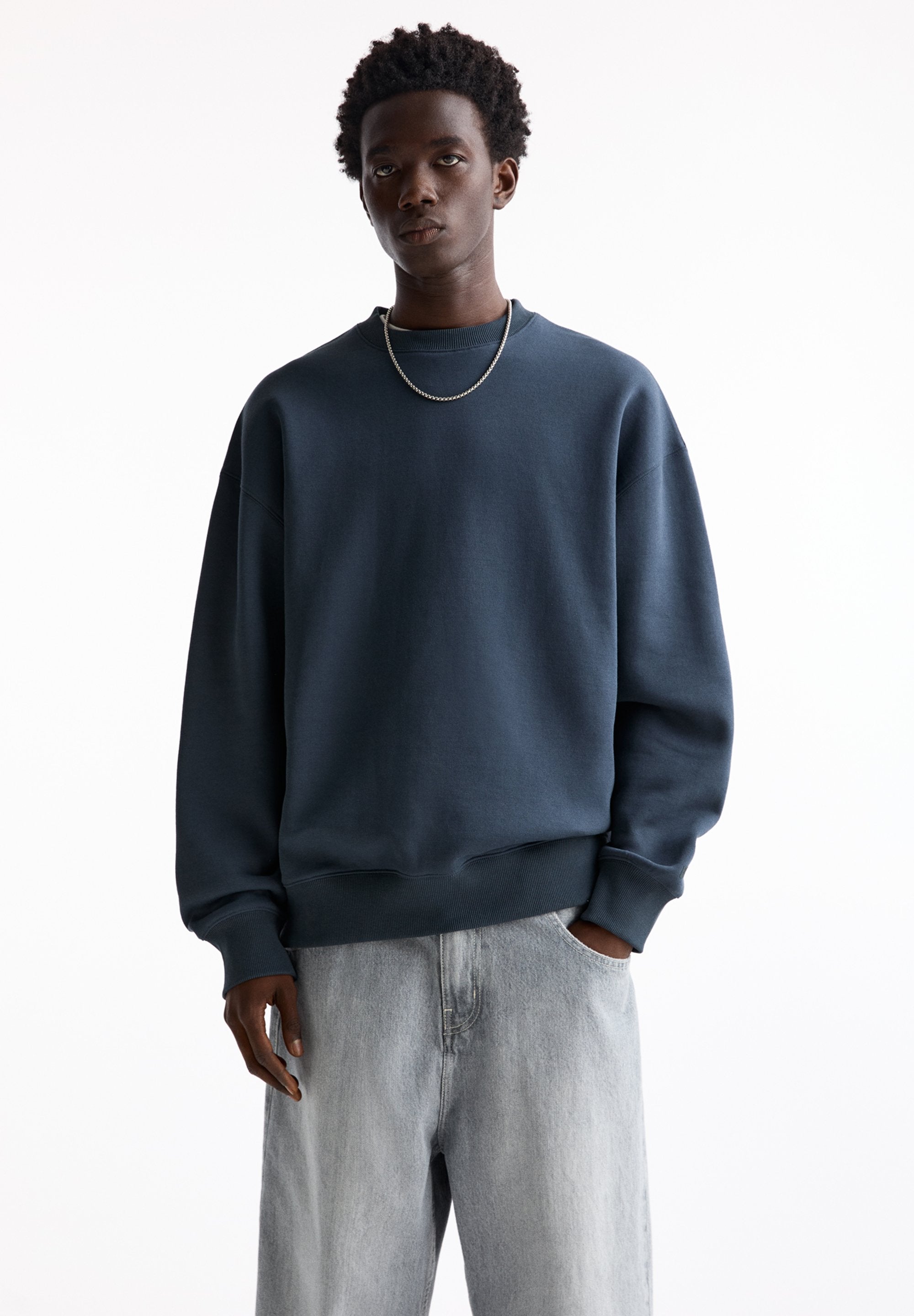 PULL&BEAR ROUND NECK