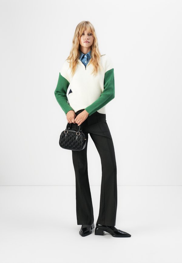 ONLY ONLPIXIE FLARED PINSTRIPE PANT