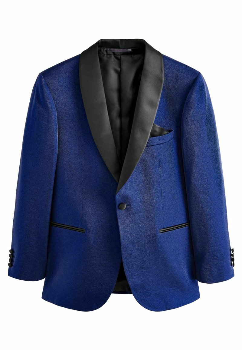 Blaues Smokingjackett mit satinierter schwarzer Revers, ausgestattet mit einer einzelnen Brusttasche, zwei Fronttaschen und Knopfdetails an den Ärmeln.