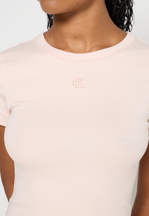 Calvin Klein Jeans
