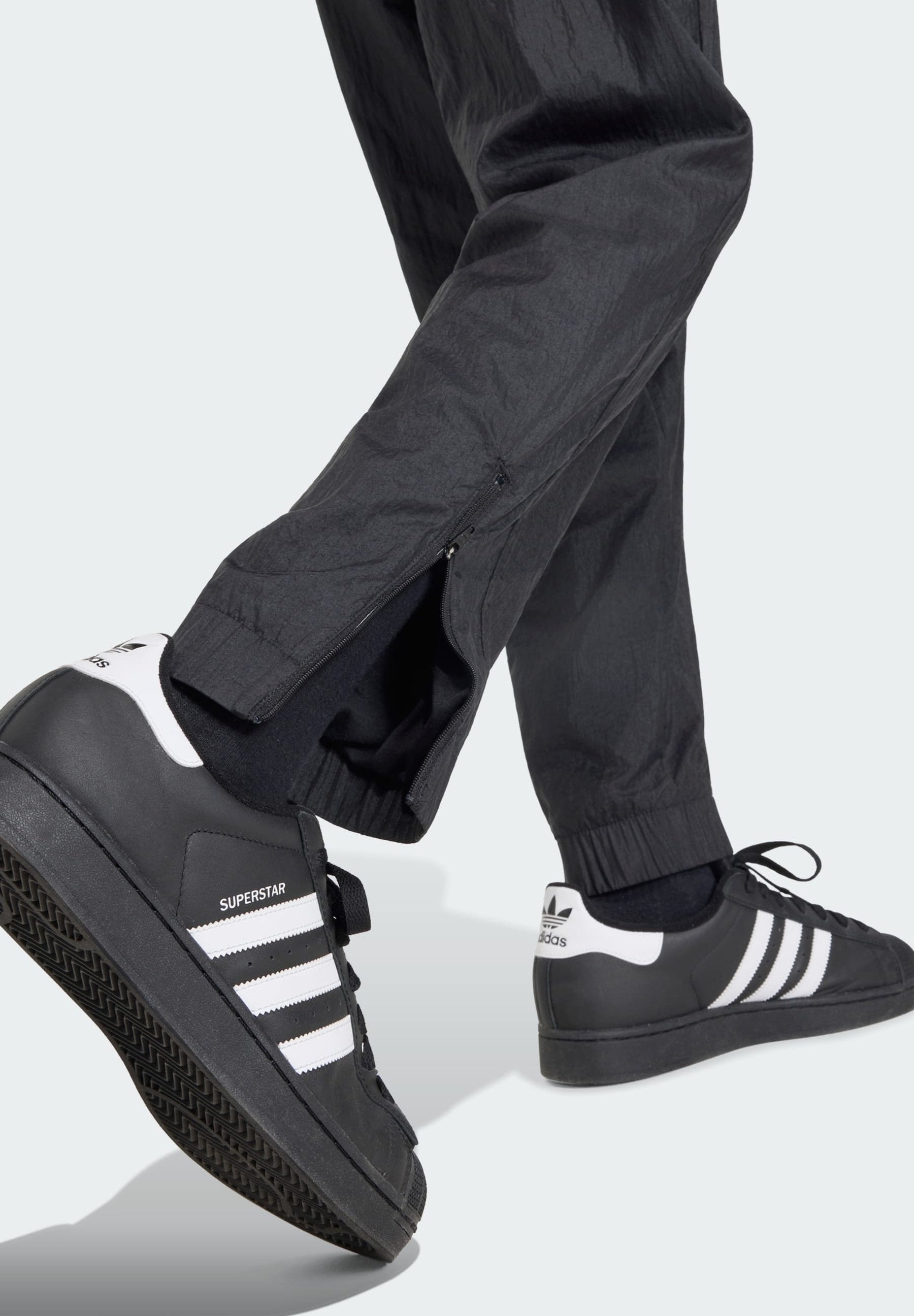 adidas Originals MANCHESTER UNITED WOVEN PANT 90