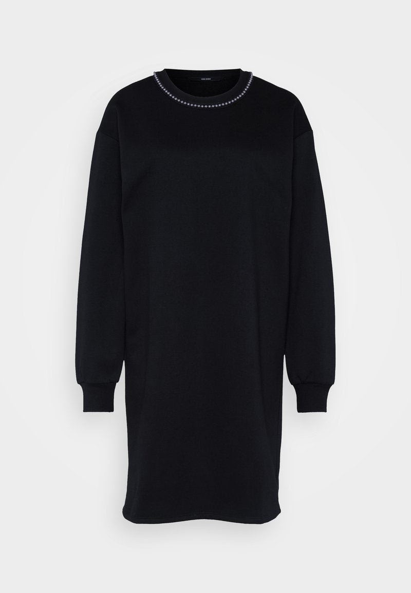 Schwarzes Sweatshirtdress mit langen Ärmeln, Rundhalsausschnitt und dekorativen Perlen um den Kragen. Weicher Stoff, lockere Passform.