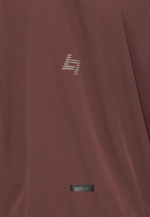 EA7 Emporio Armani