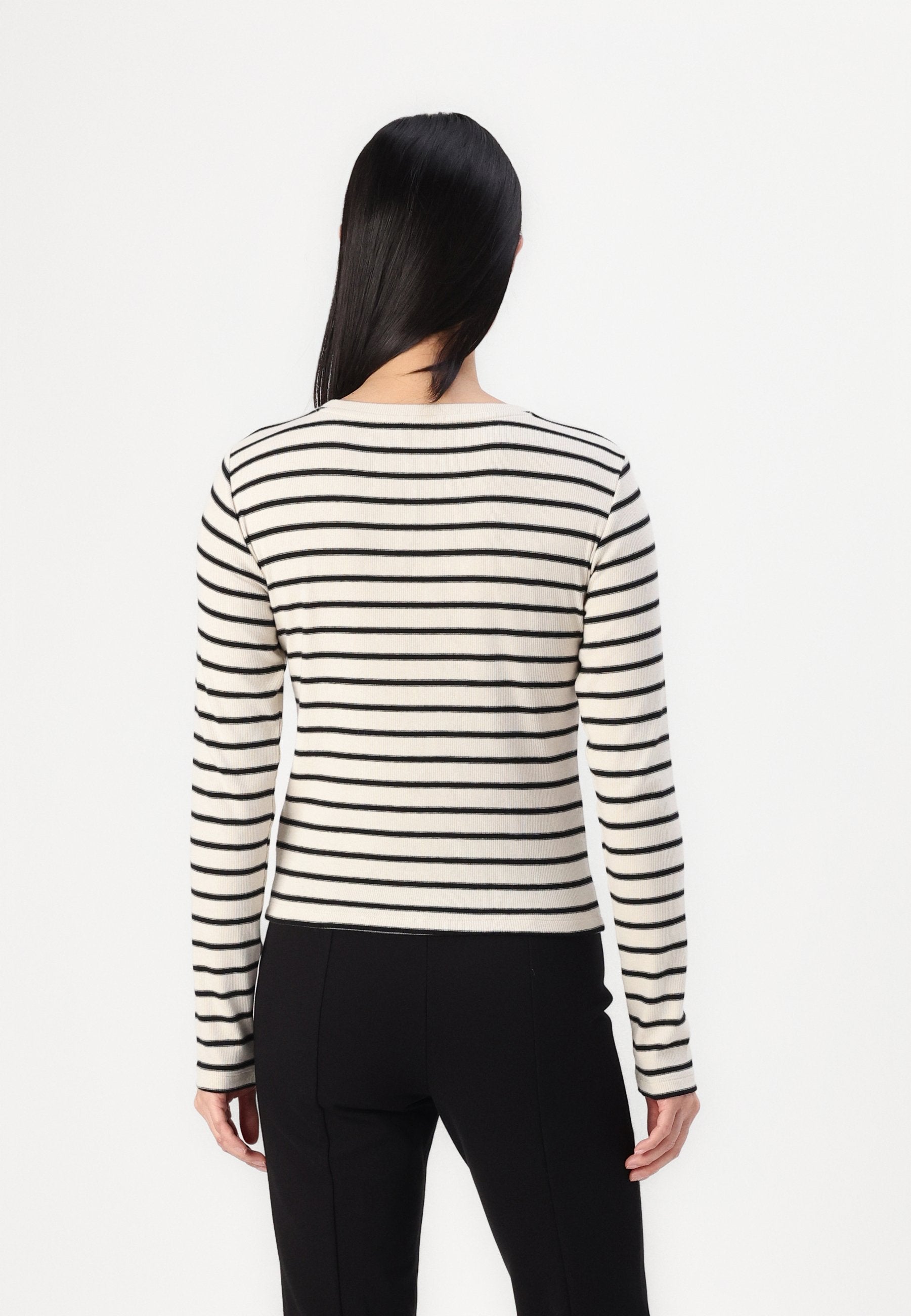 GAP CROP CREW