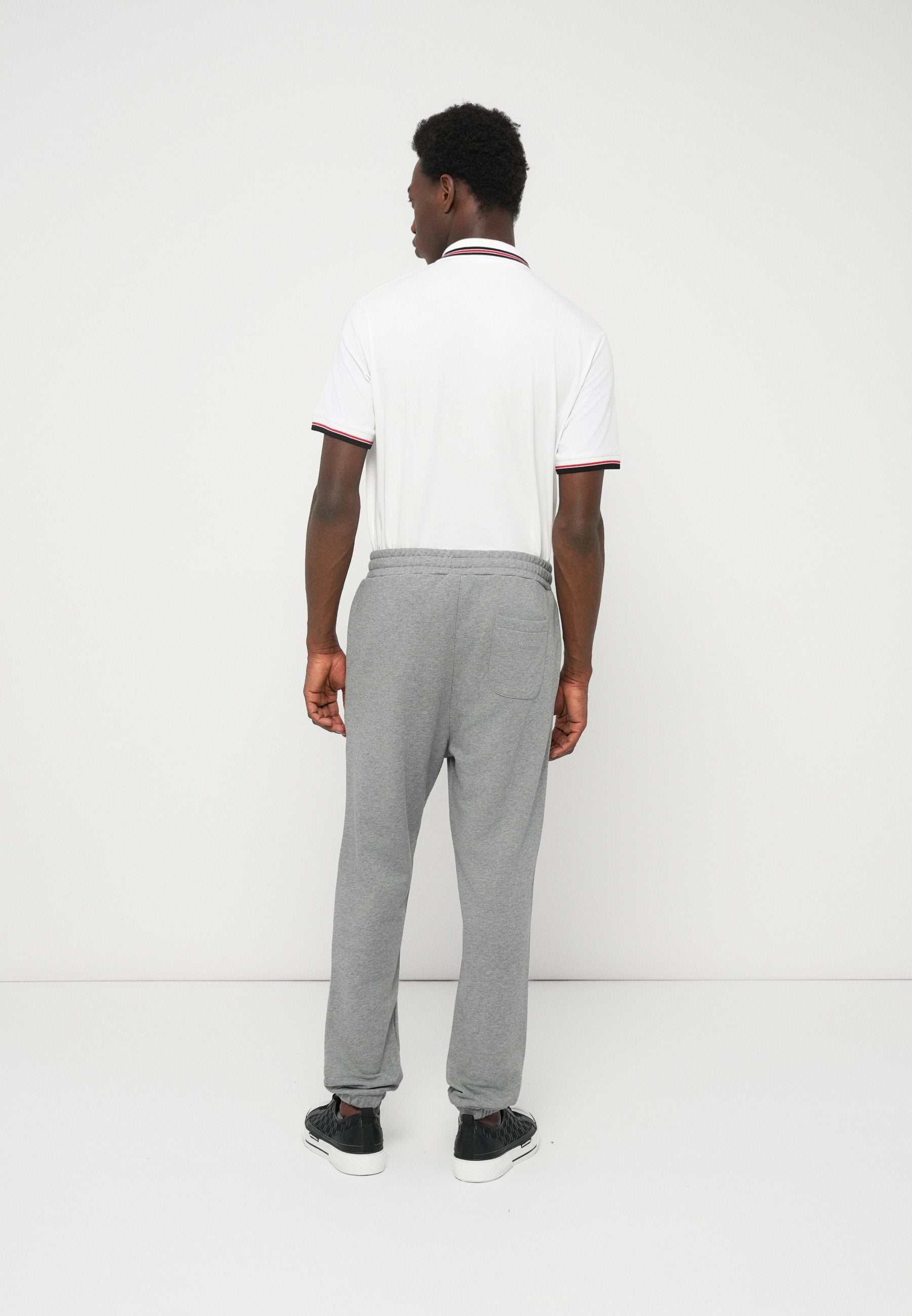 KARL LAGERFELD Jogginghose Media 2