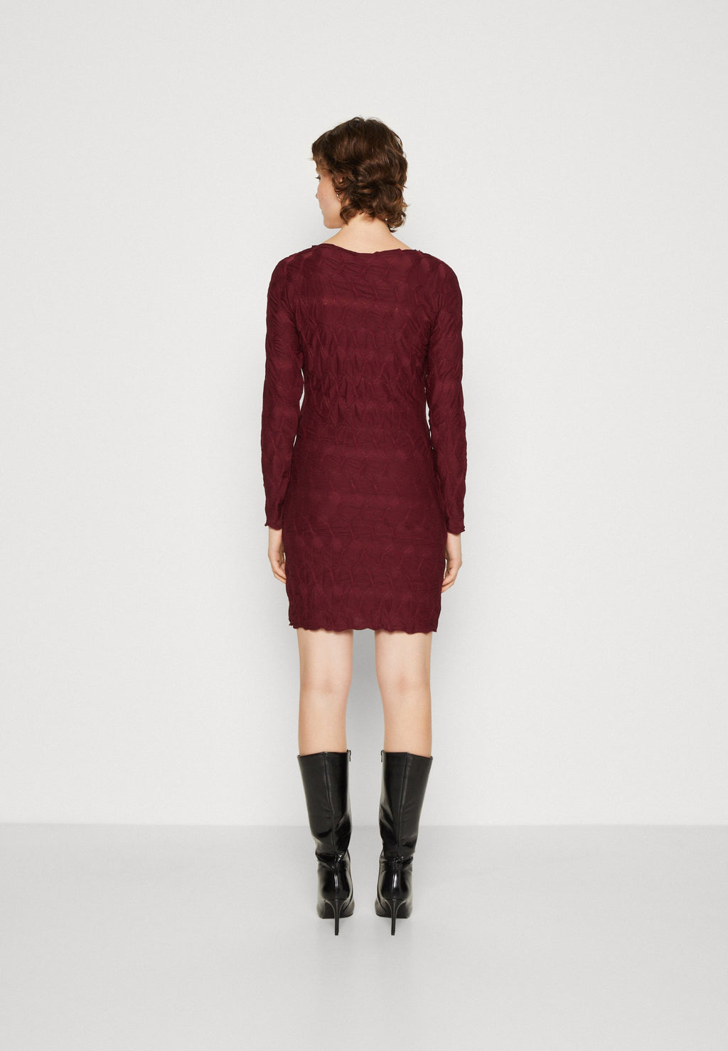 Pieces PCLOLA O NECK SHORT DRESS