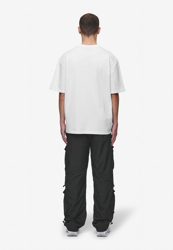 Pegador BLAMOR OVERSIZED TEE