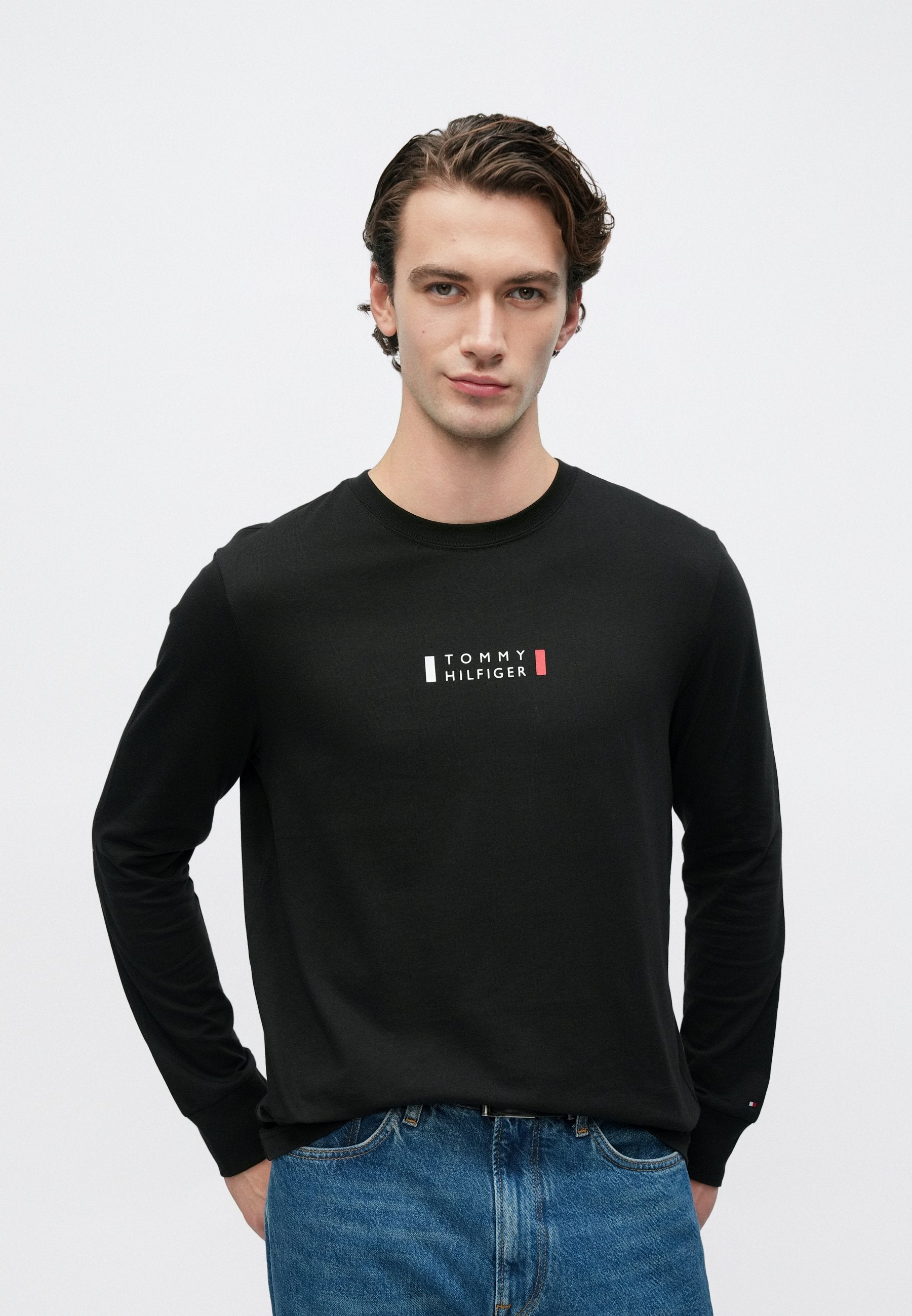 LOGO JERSEY LONG SLEEVE T-SHIRT Media 5