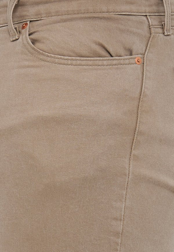 Levi's® Plus 511® SLIM