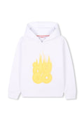 Weißer Hoodie mit einem gelben Flammendesign auf der Vorderseite, das "HUGO" schreibt. Mit einer Kapuze zum Zugreifen und gerippten Bündchen. Hergestellt aus angenehmem Stoff.