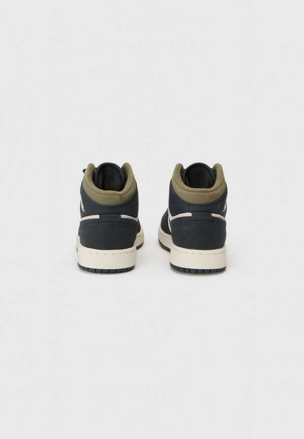 Jordan AIR JORDAN 1 MID UNISEX