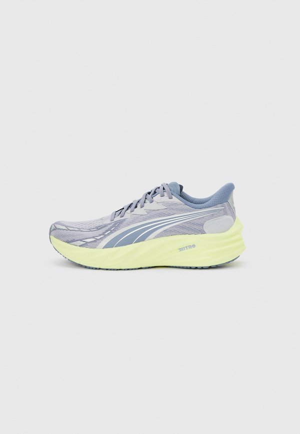 Puma VELOCITY NITRO 4 - Road running shoes - vibrant silver-coloured/apple spritz