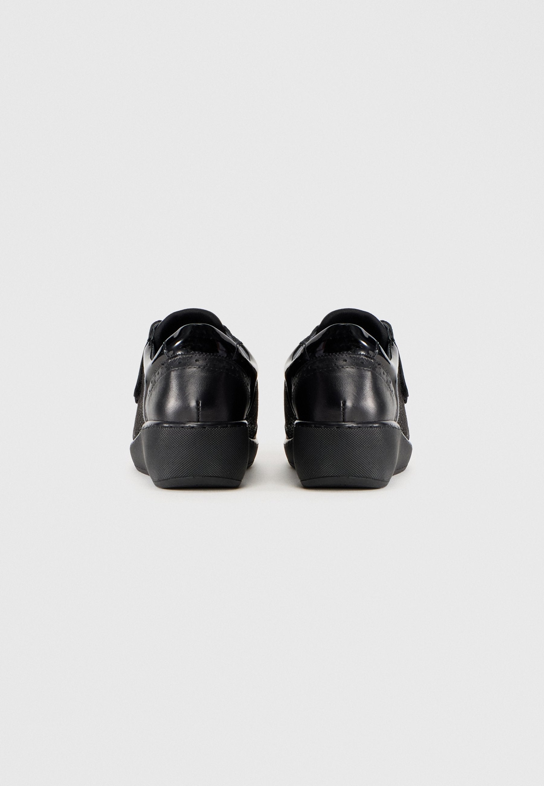 Scholl THELMA