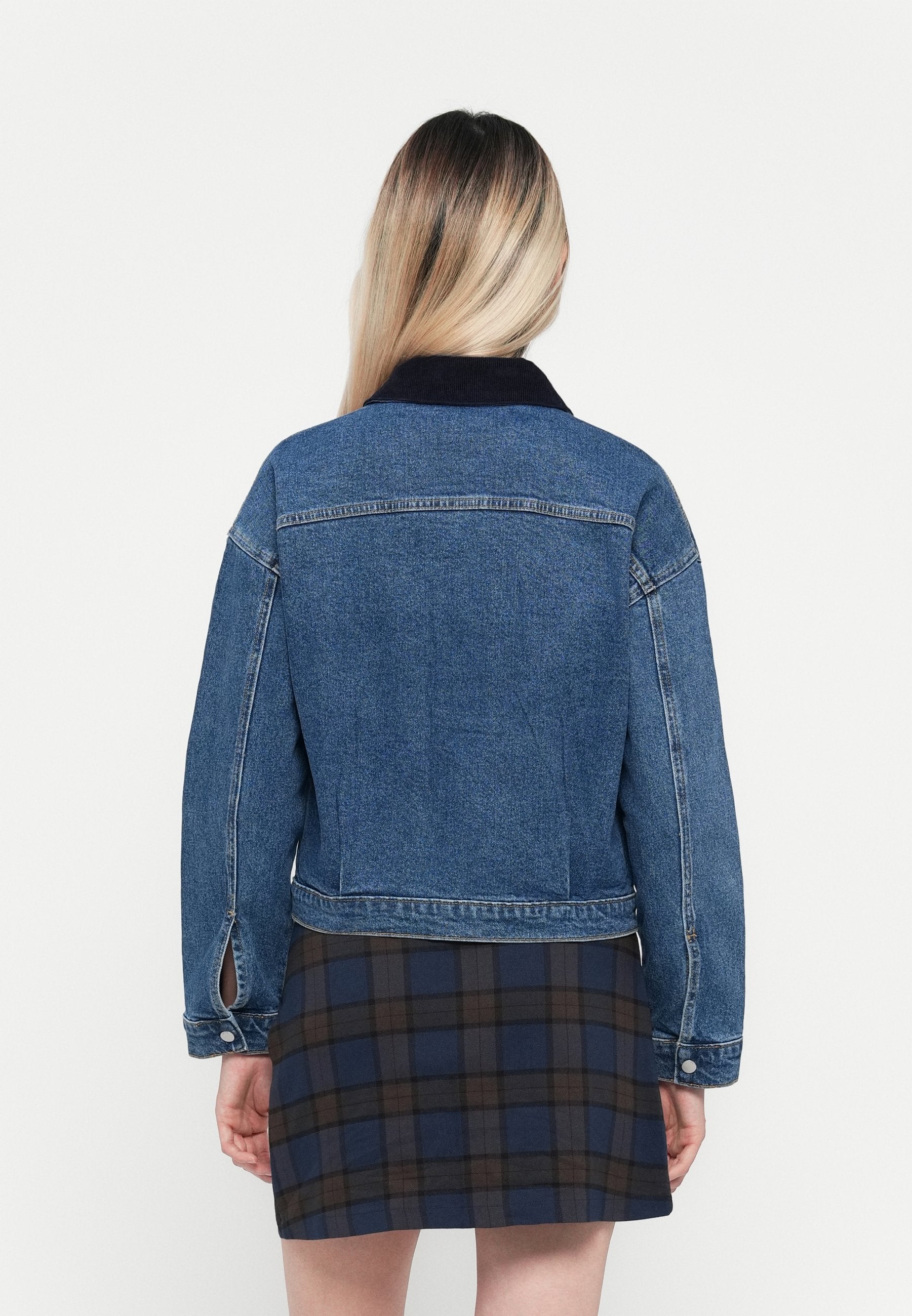 ONLBITTEN JACKET Media 4