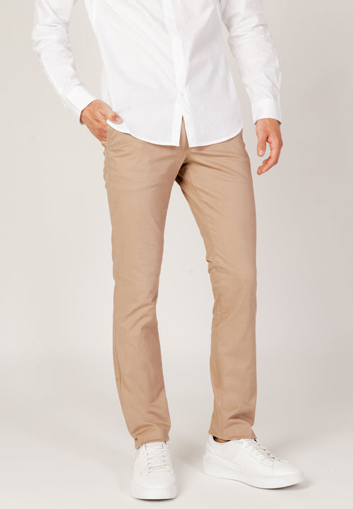 6RZP14 ZN2LZ Media 1