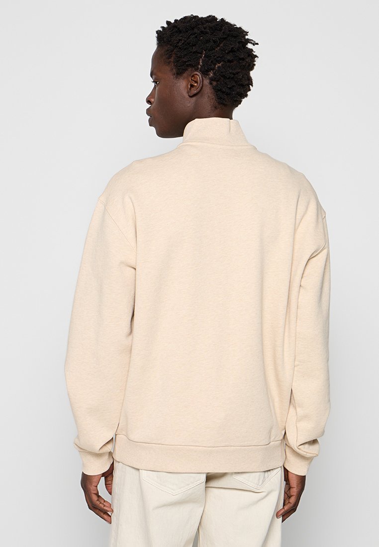 Lyle & Scott