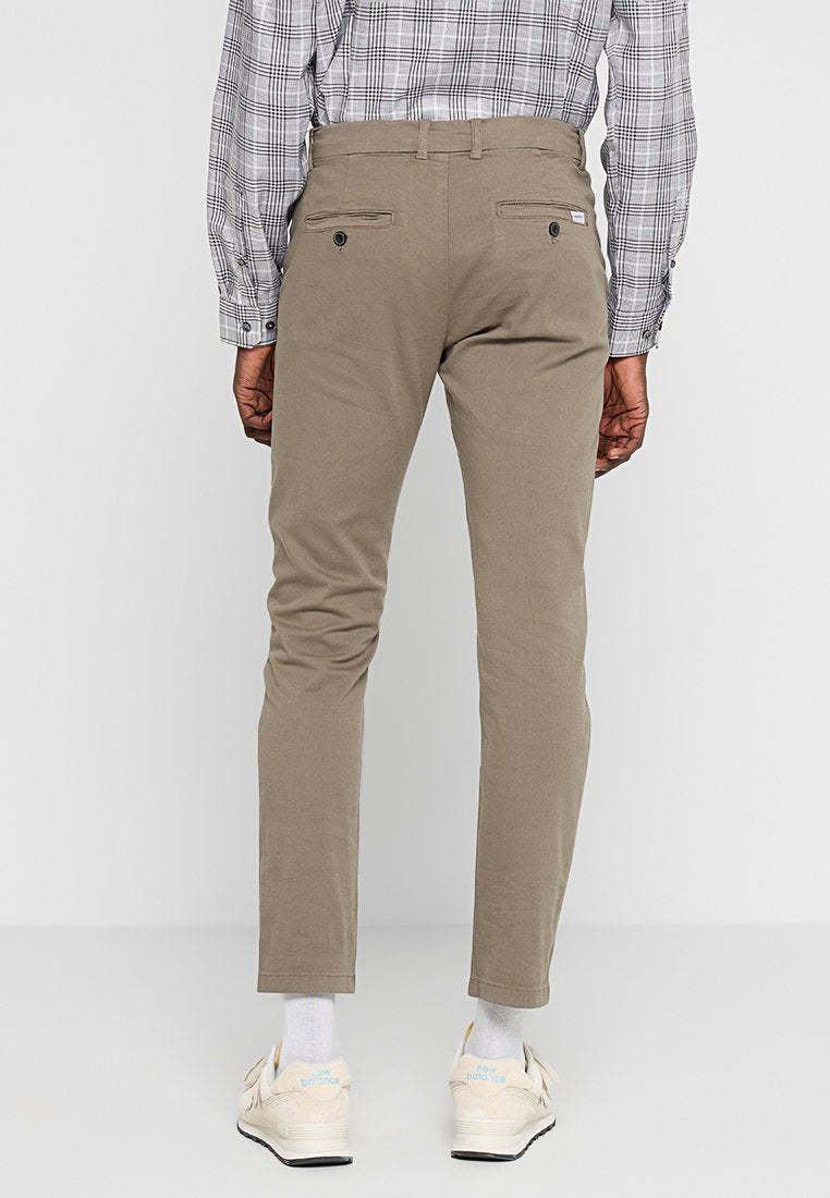 Lindbergh Chino Media 3