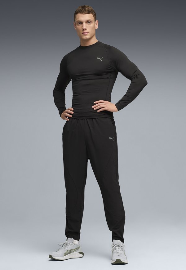 Puma M PWRMODE DRYELITE BASE LAYER LS - Undershirt - puma black