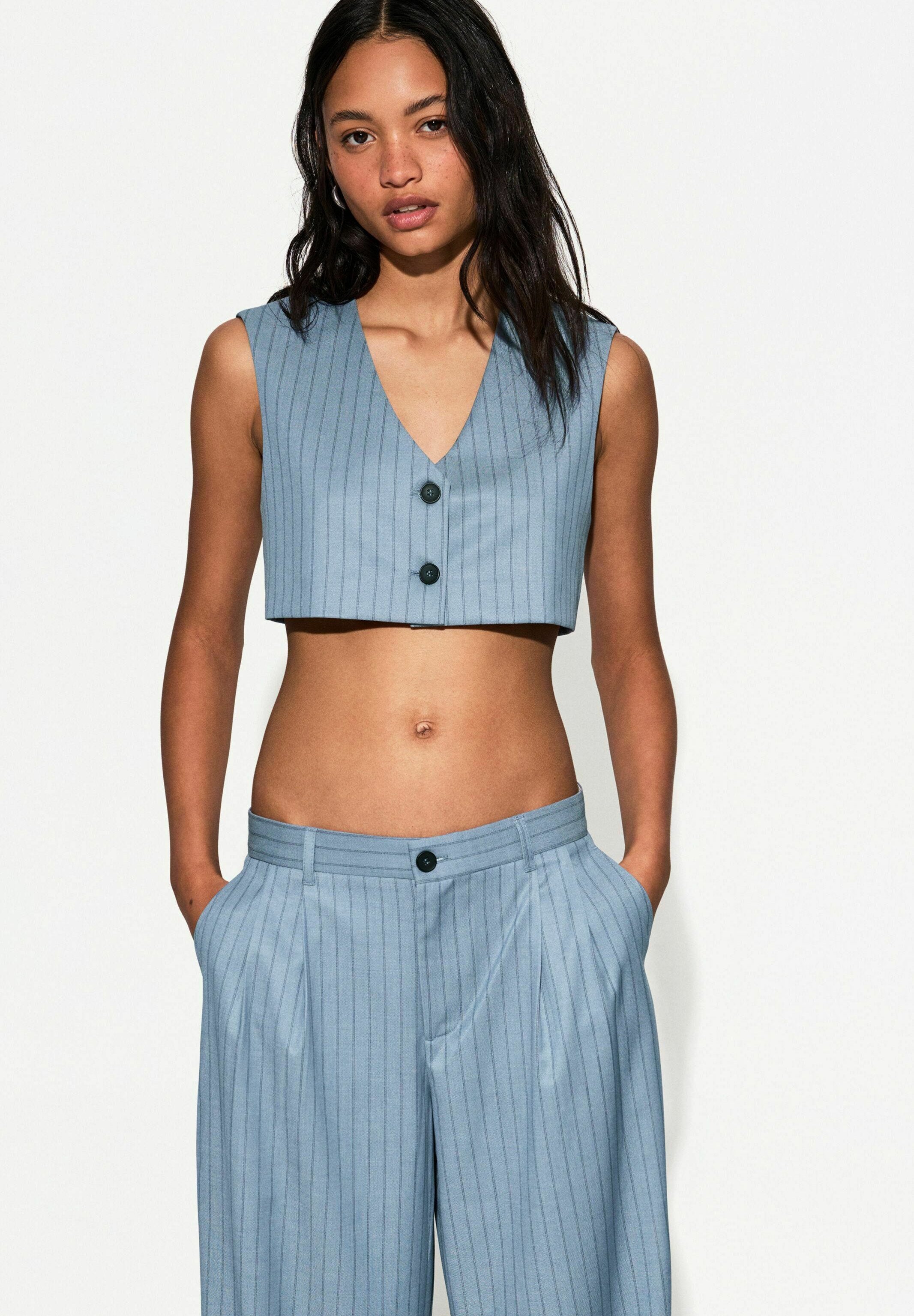 Bershka CROPPED
