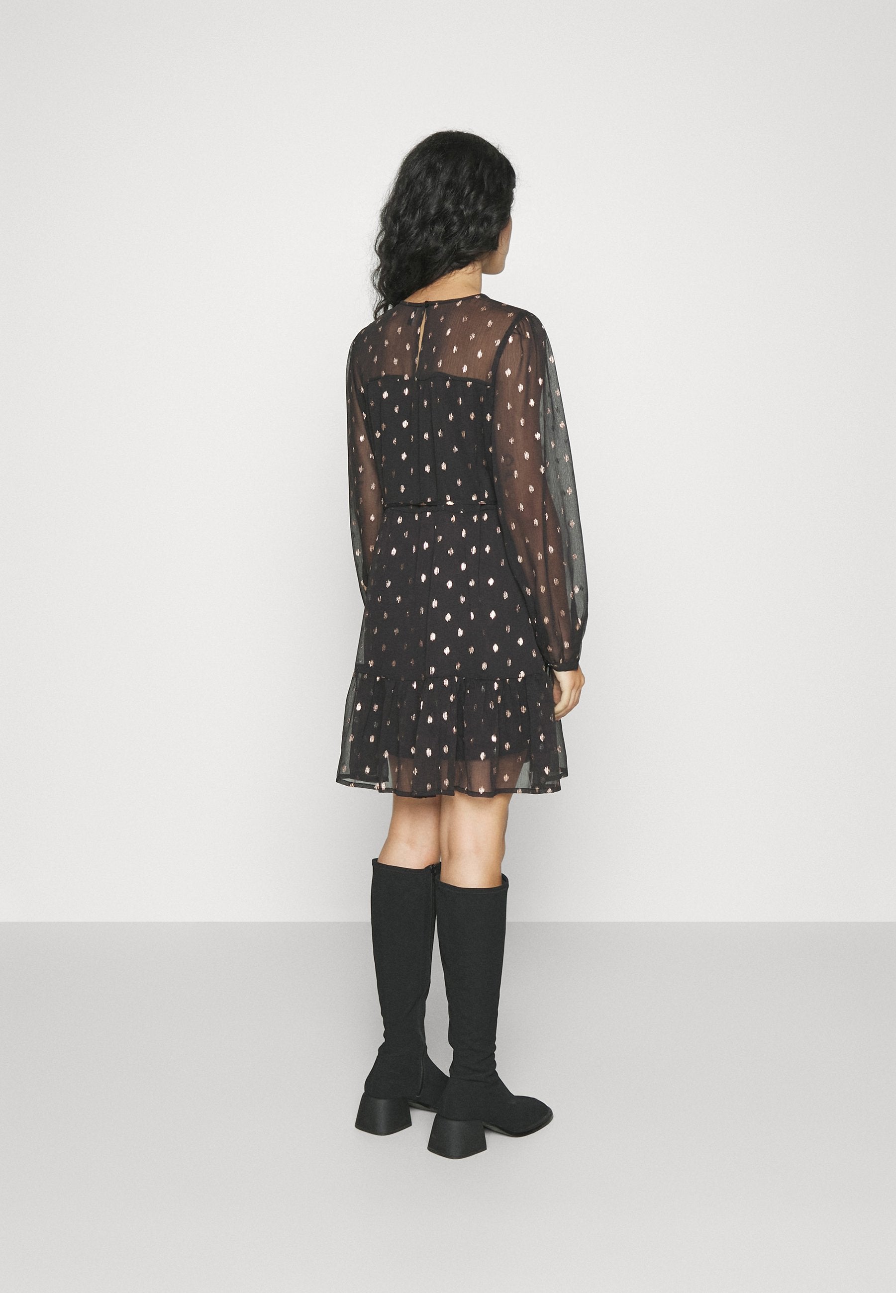 ONLIVY DRESS Media 4