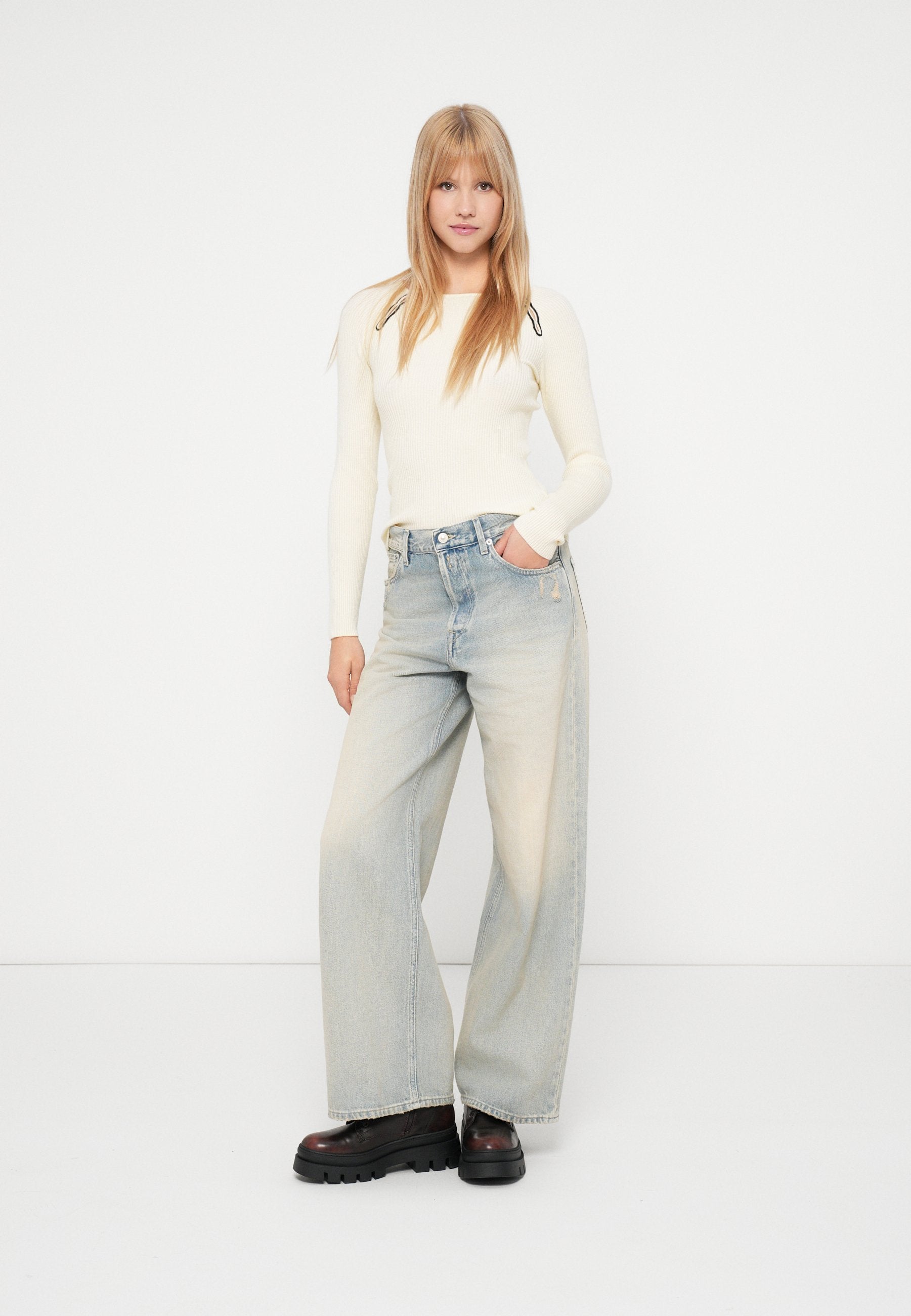 VILA VICAMAR O NECK