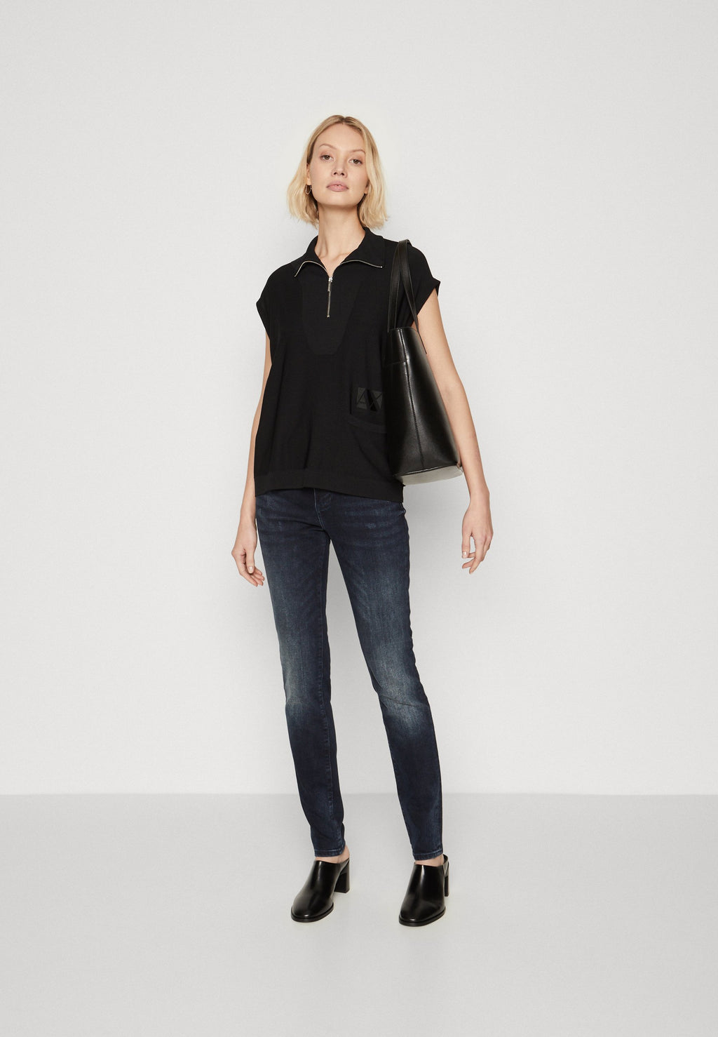 Armani Exchange Jeans Skinny Fit Media 2