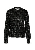 Schwarzer Pailletten-Pullover mit langen Ärmeln, hohem Kragen und einer Schlitzöffnung am Rücken. Verfügt über strukturierte Blumenmuster im gesamten Design.