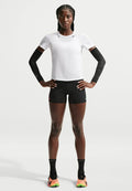 Nike Performance W NK ARSWFT DFADV TOP SS - Sports T-shirt - white/black