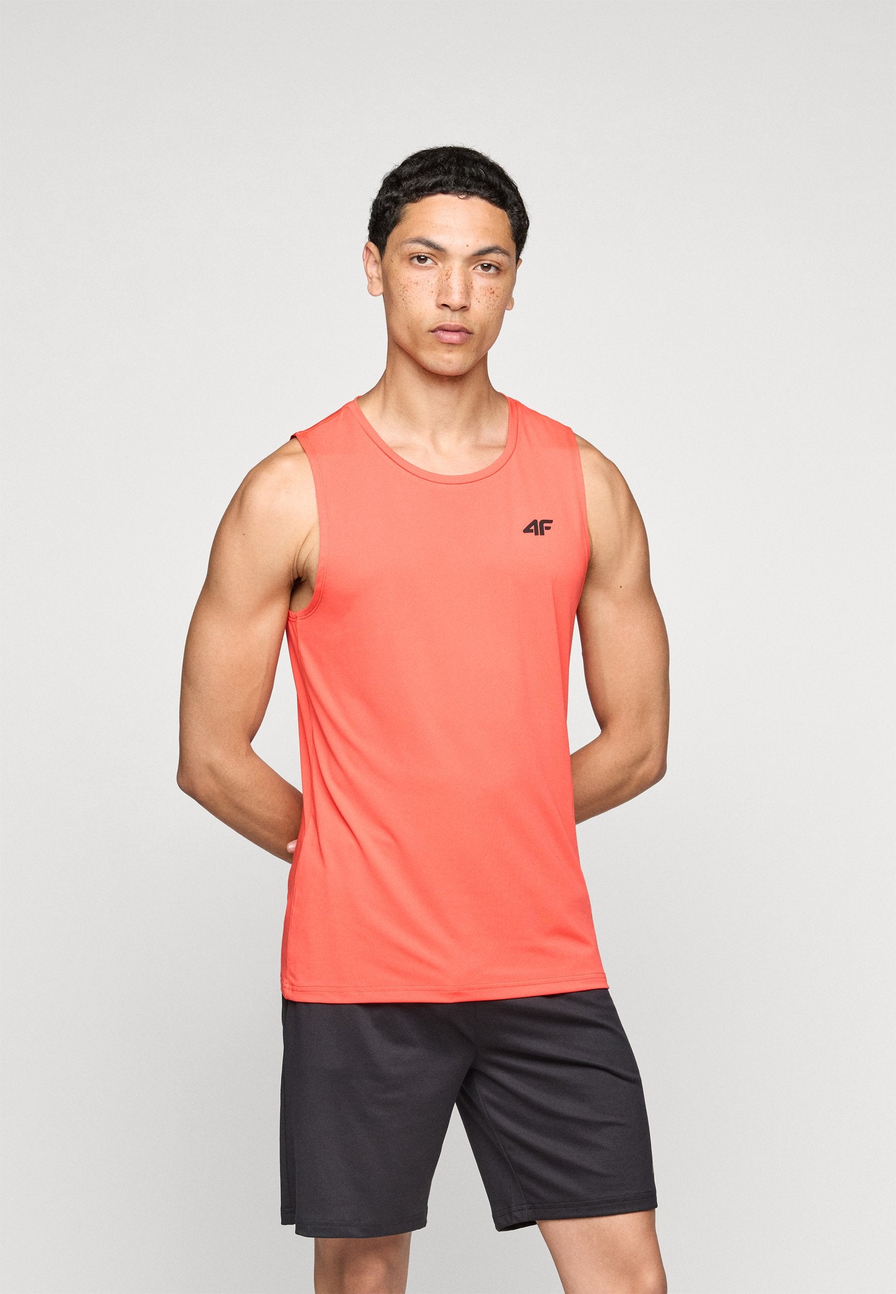 4F SLEEVELESS FNK