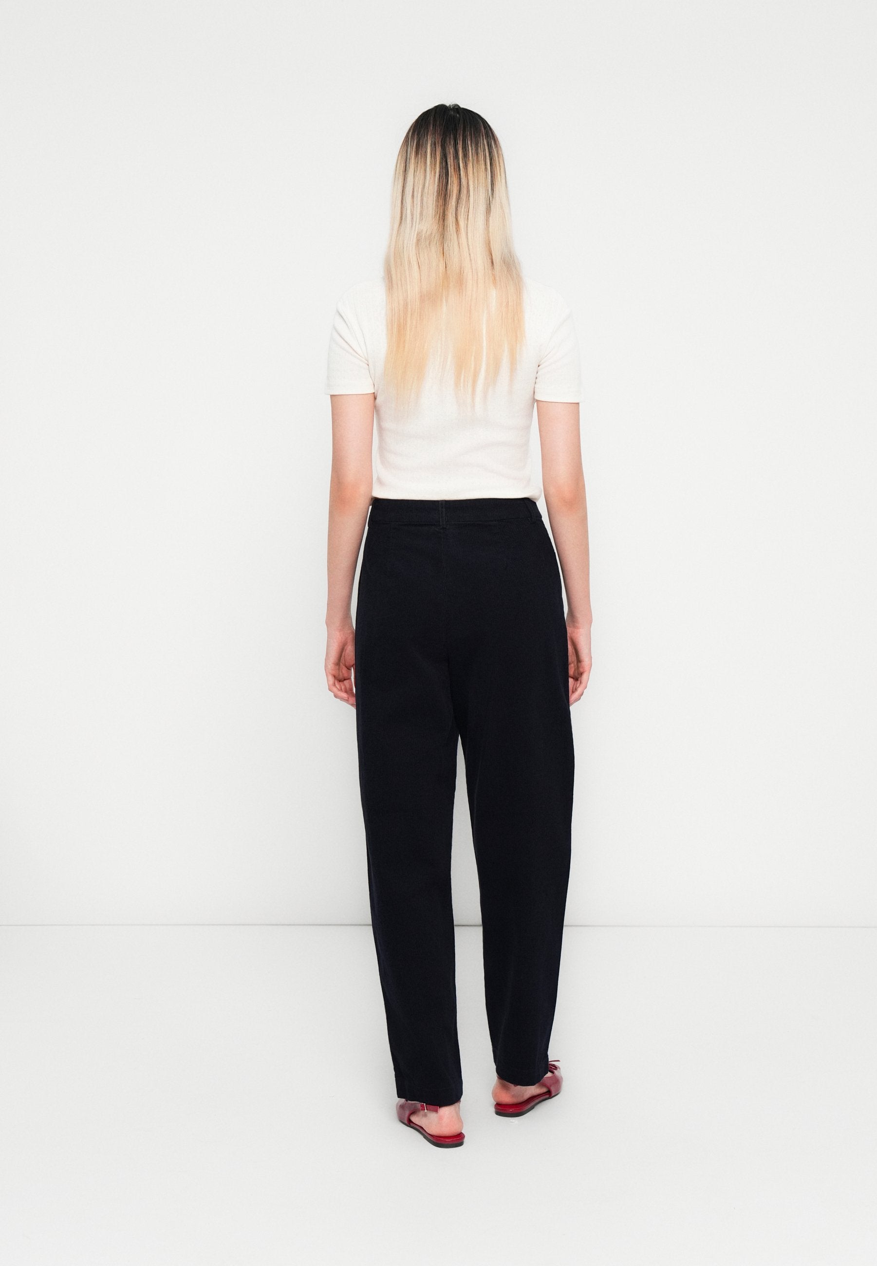 ONLMOLLIE PANT Media 4