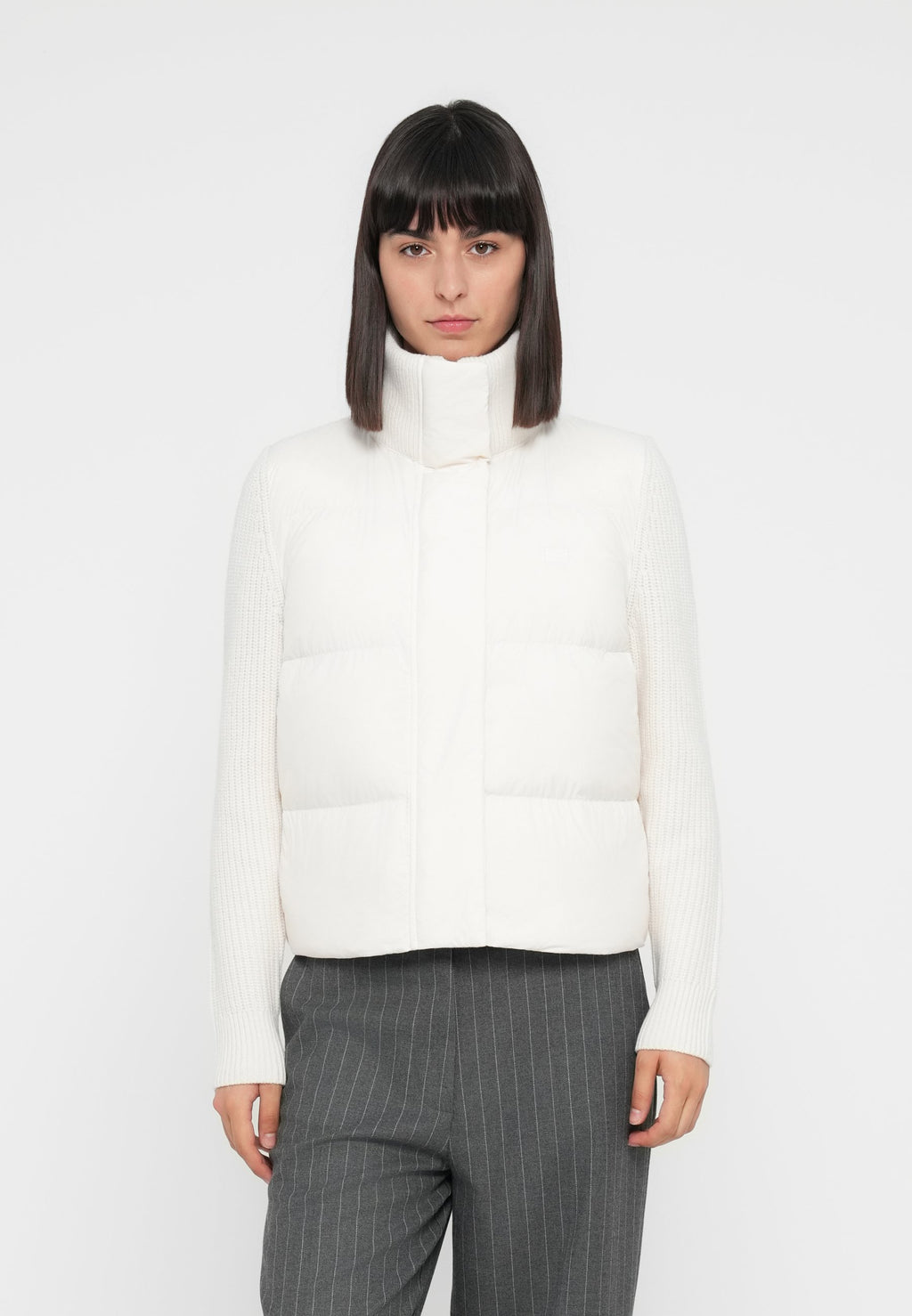 MODERN JACKET Media 3
