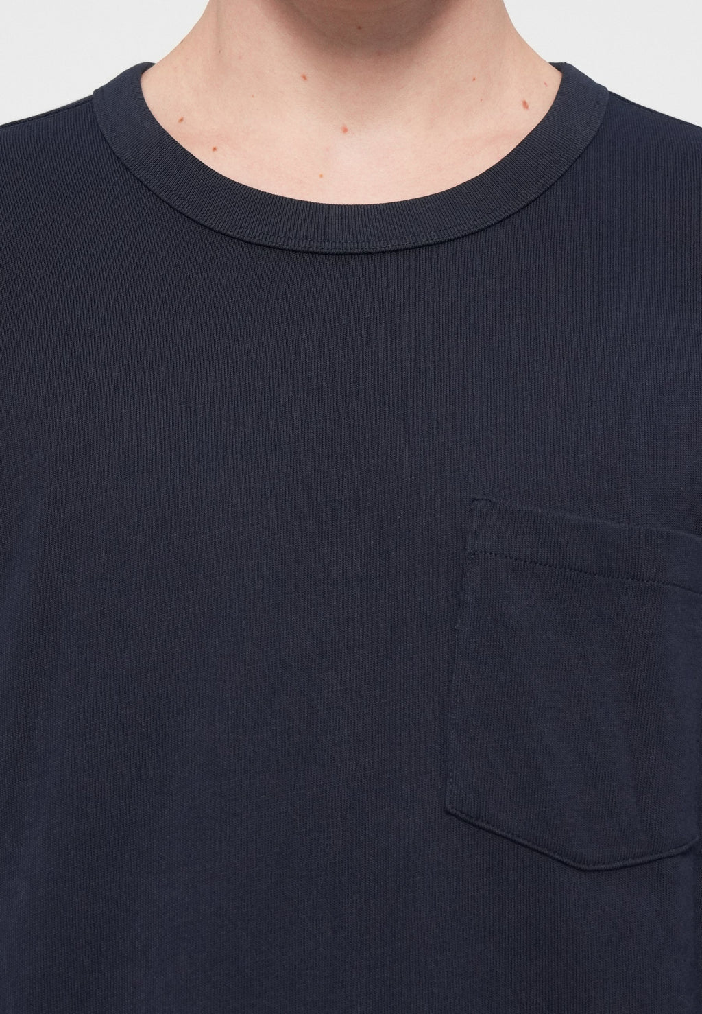 GAP TEE